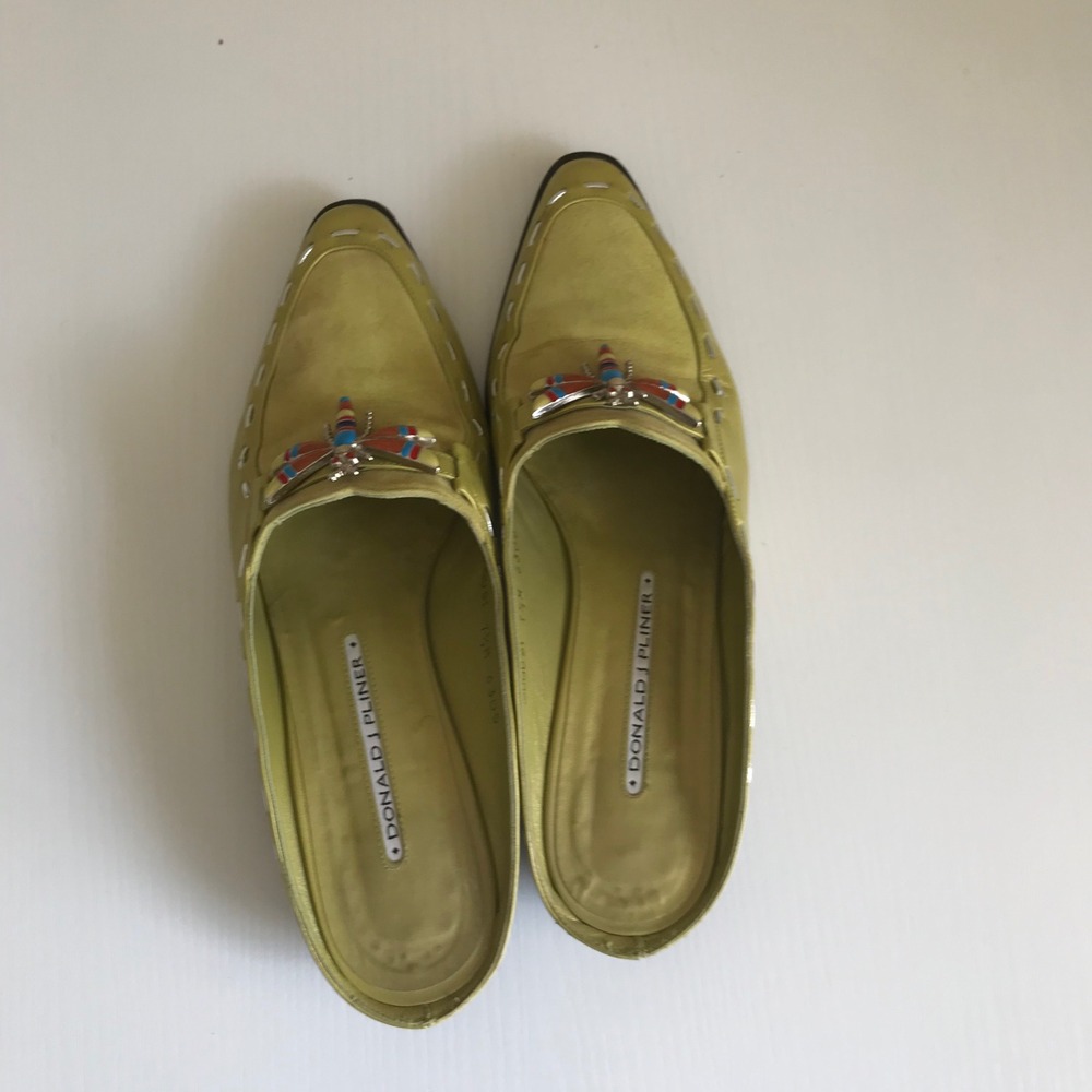 Vintage Y2K Donald J Pliner Lime Green Suede Dragonfly Mules Size 7.5
